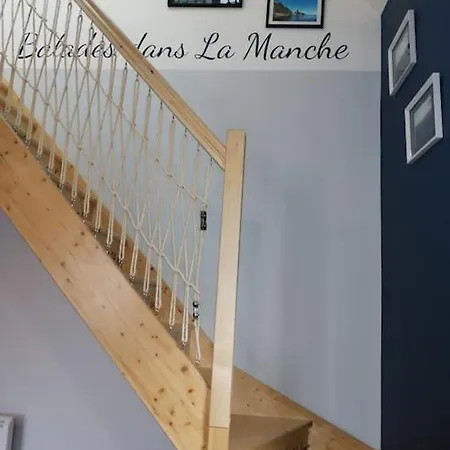 Les Ganivelles, Maison A 350 M De La *